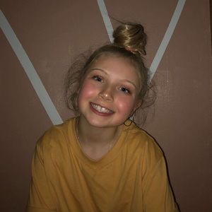 Meet your Posher, Riley